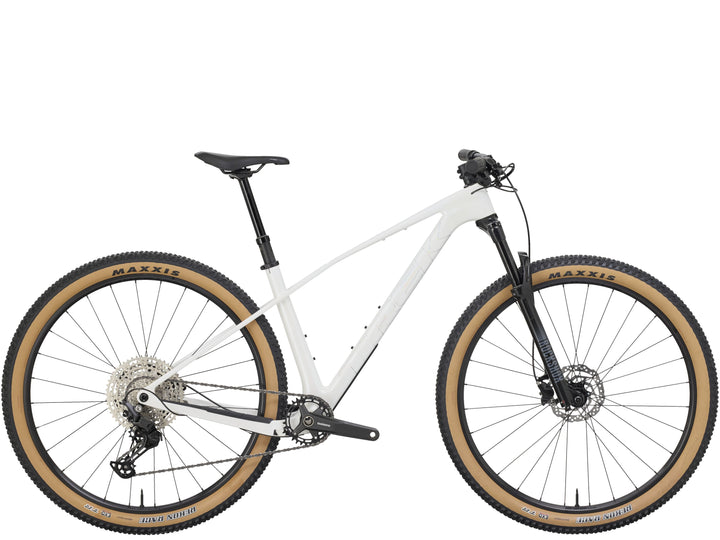 Procaliber 9.5 XL Crystal White