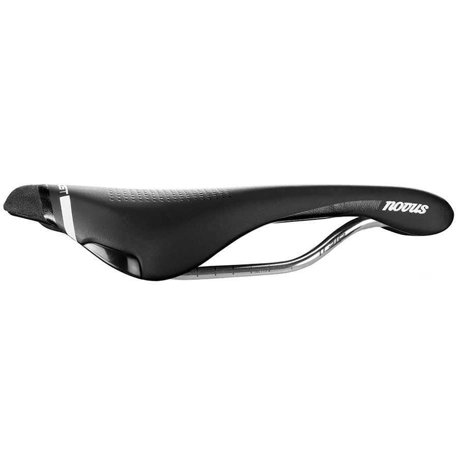 Selle Italia Novus Boost Superflow Saddle 256 x 135mm 240g Black