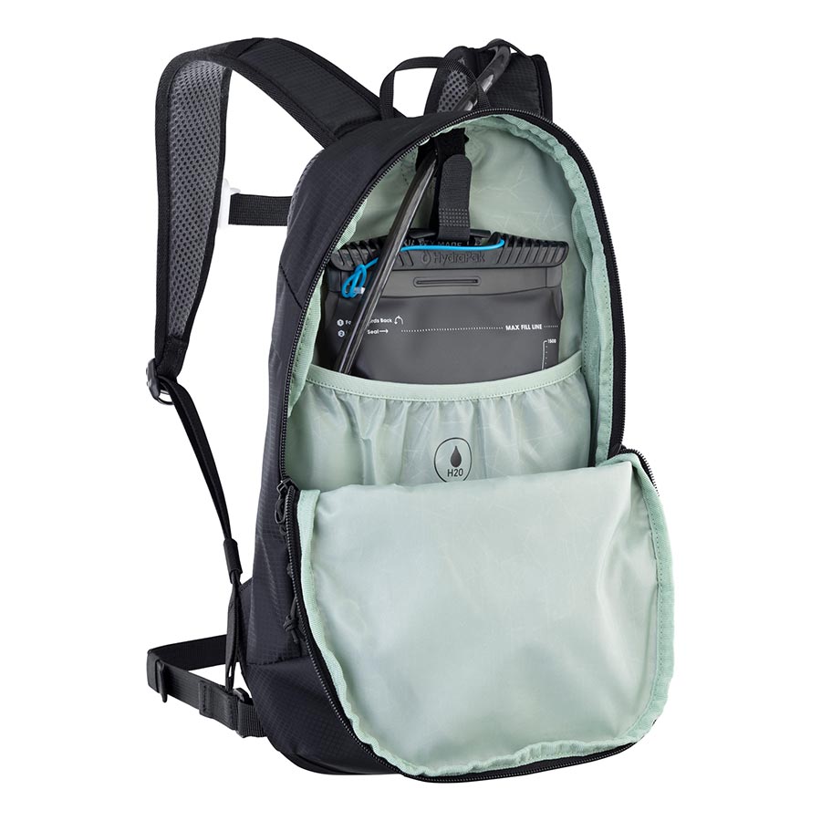 EVOC Joyride 4 Hydration Bag Volume: 4L Bladder: Not included Black