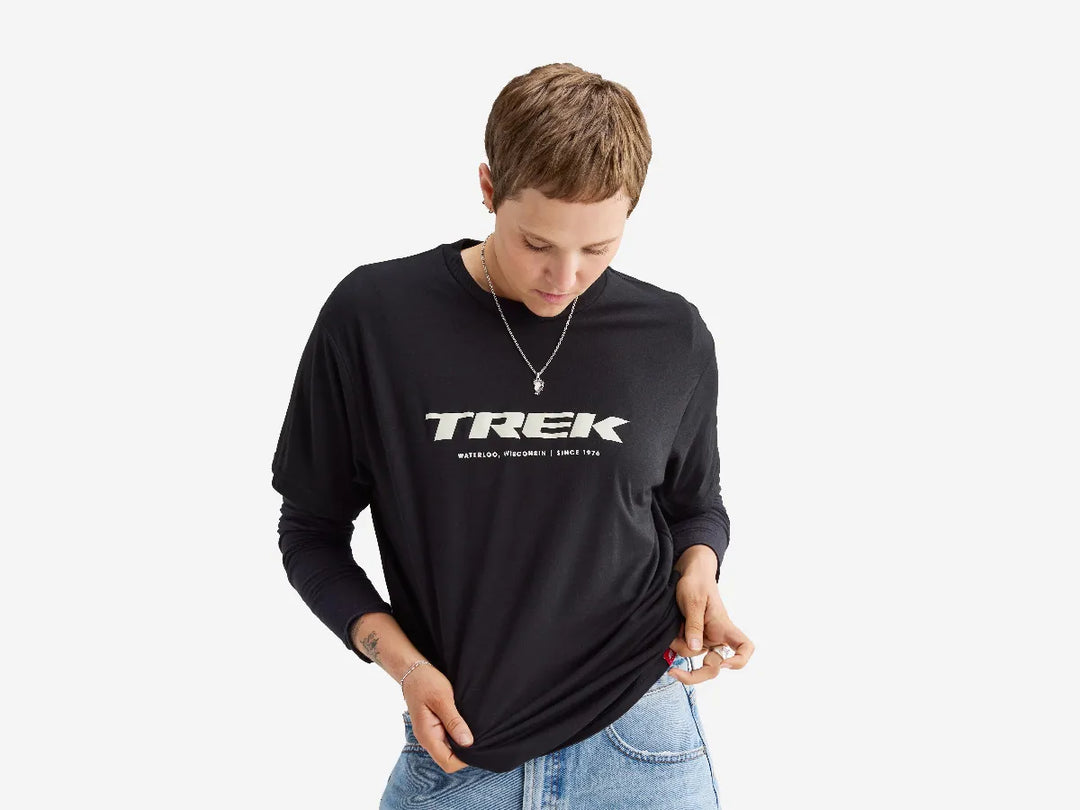 Trek Logo 1976 Tee Medium Jet Black Shirt