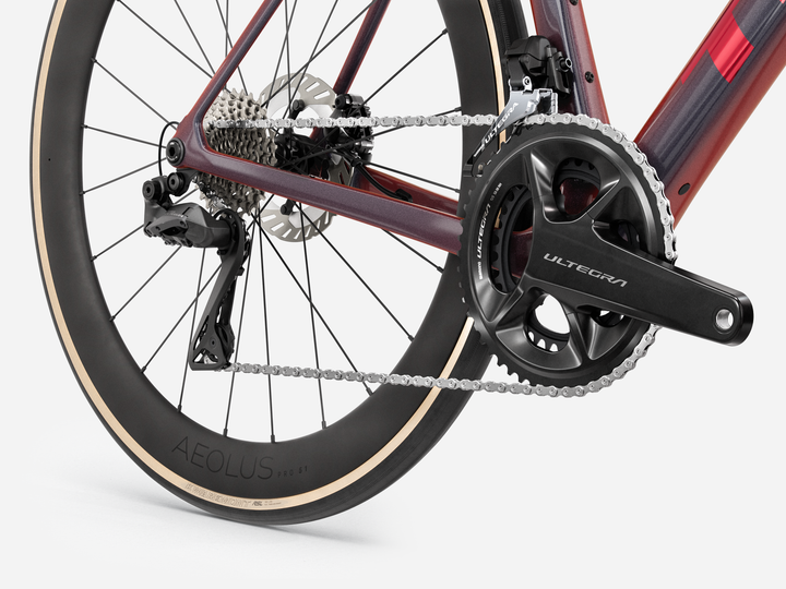 2027 Trek Domane SLR 7 Gen 5 - Shimano Ultegra 2x (PRE-ORDER)