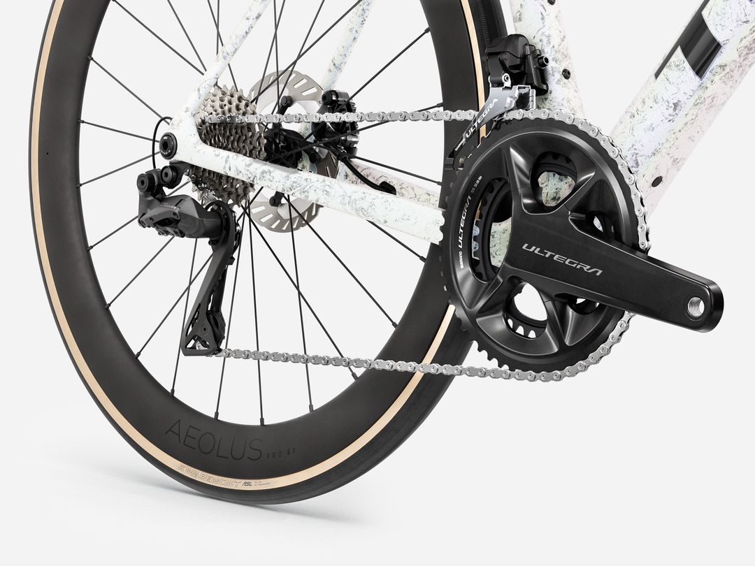 2027 Trek Domane SLR 7 Gen 5 - Shimano Ultegra 2x (PRE-ORDER)