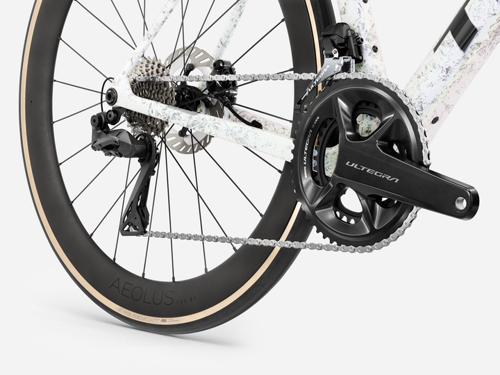 2027 Trek Domane SLR 7 Gen 5 - Shimano Ultegra 2x (PRE-ORDER)