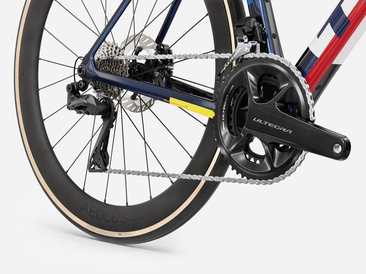 2027 Trek Domane SLR 7 Gen 5 - Shimano Ultegra 2x (PRE-ORDER)