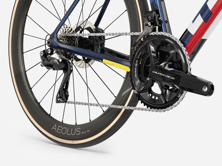 2027 Trek Domane SLR 9 Gen 5 - Shimano Dura-Ace 2x