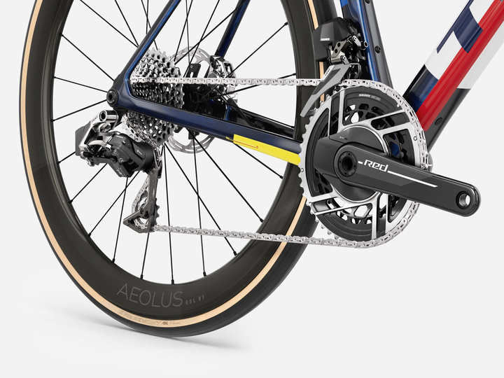 2027 Trek Domane SLR 9 AXS Gen 5 - SRAM RED 2x