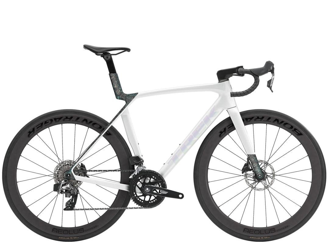https://media.trekbikes.com/image/upload/MadoneSL6AXS-26-57663-C-Primary.jpg