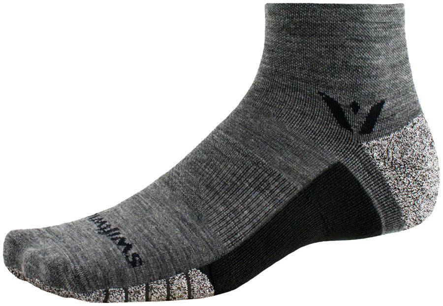 Swiftwick Flite XT Trail Quarter Crew Socks - 2" Heather Small