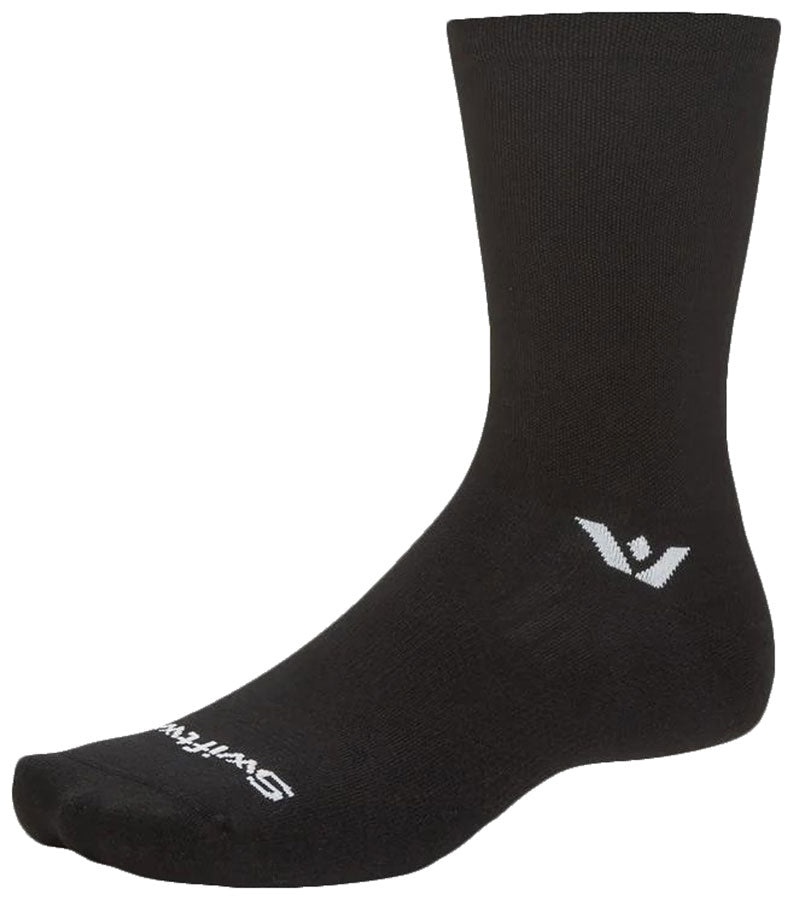 Swiftwick Aspire Quarter Crew Socks - Circuit Black Medium