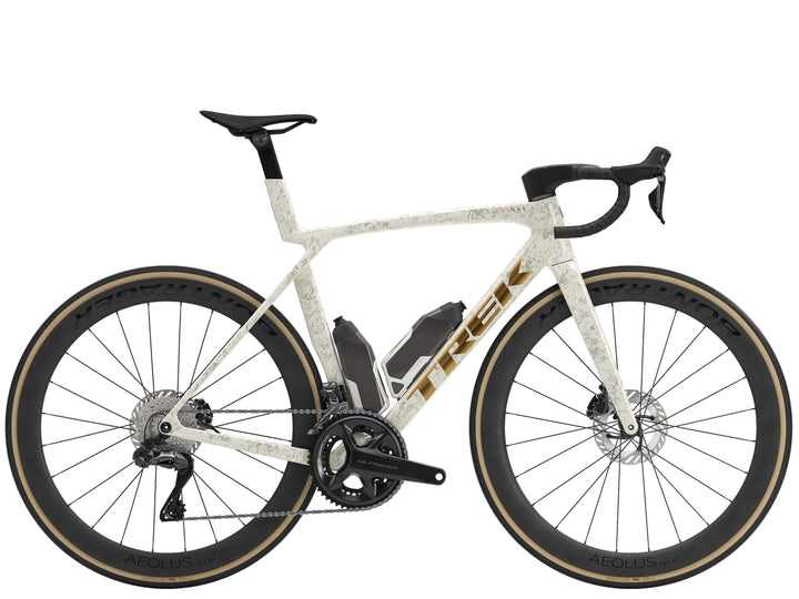 Madone SLR 7 XS Era White/Supernova Marble